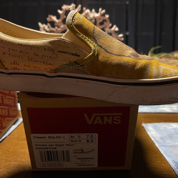 Slightly used pair Vans Van Gogh slide on shoes - Picture 2 of 5